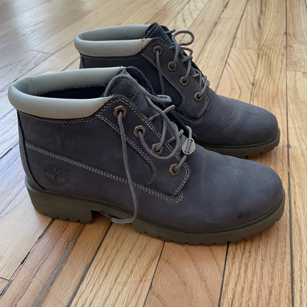 Navy Timberland boots size 8W